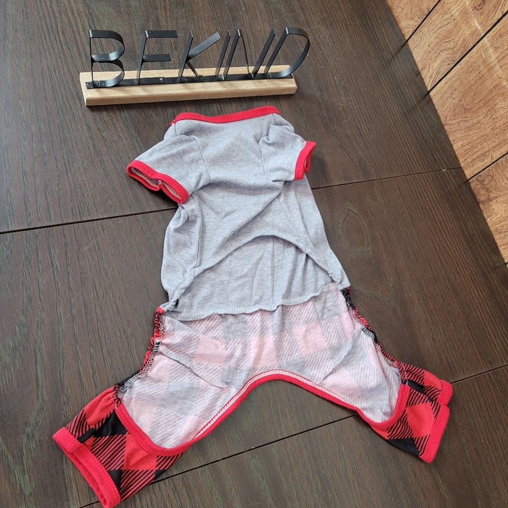 Santa Paws dog pajamas size Medium - Picture 4 of 7